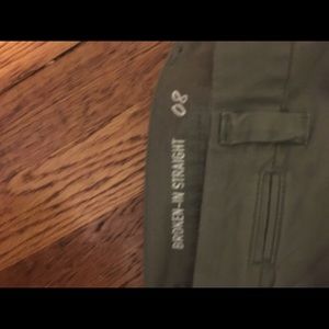 Gap. Green khaki. Size 8.
